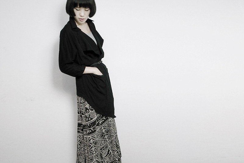 I . A . N Design 黑色特殊立體領外套 有機棉 Organic Cotton - 男毛衣/針織衫 - 棉．麻 黑色