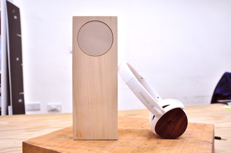 特別活動！買喇叭送耳機｜hoomia【hello MEN】直立式原木藍芽喇叭（送U3 Wood（白）耳罩式耳機＆原木手機座） - 藍牙喇叭/音響 - 木頭 咖啡色