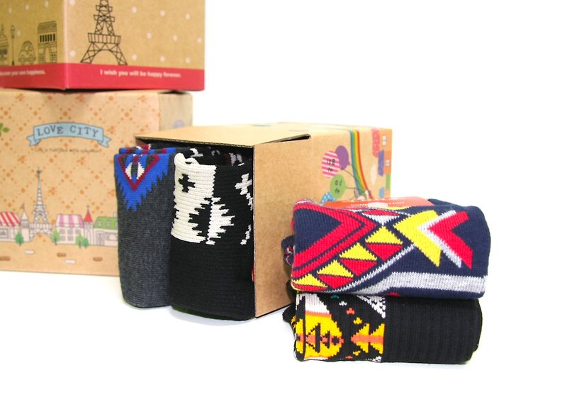 Exchange gift box MIT smile mark combed cotton socks gift box (optional two pairs of ankle socks) (box styles are shipped randomly) - Socks - Other Materials 