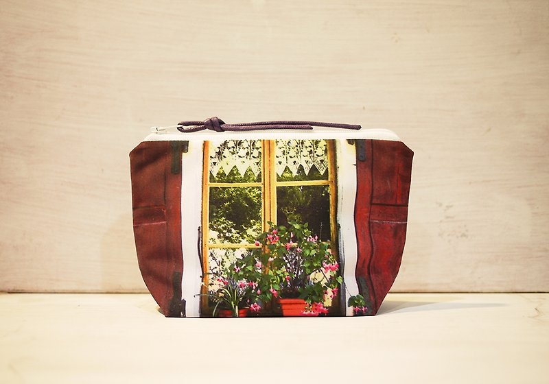 [Travel well] Dumpling cosmetic bag [That window] - กระเป๋ากล้อง - ไฟเบอร์อื่นๆ สีแดง