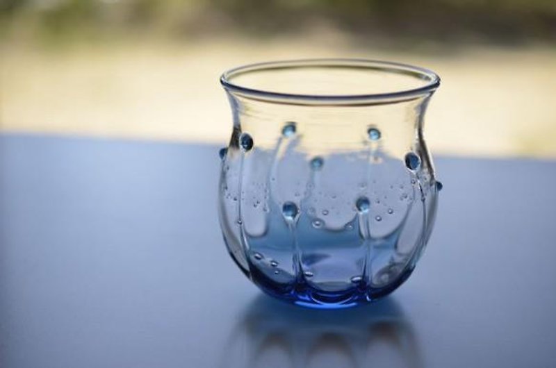 雫のグラス丸   スカイブルー - 杯/玻璃杯 - 玻璃 藍色