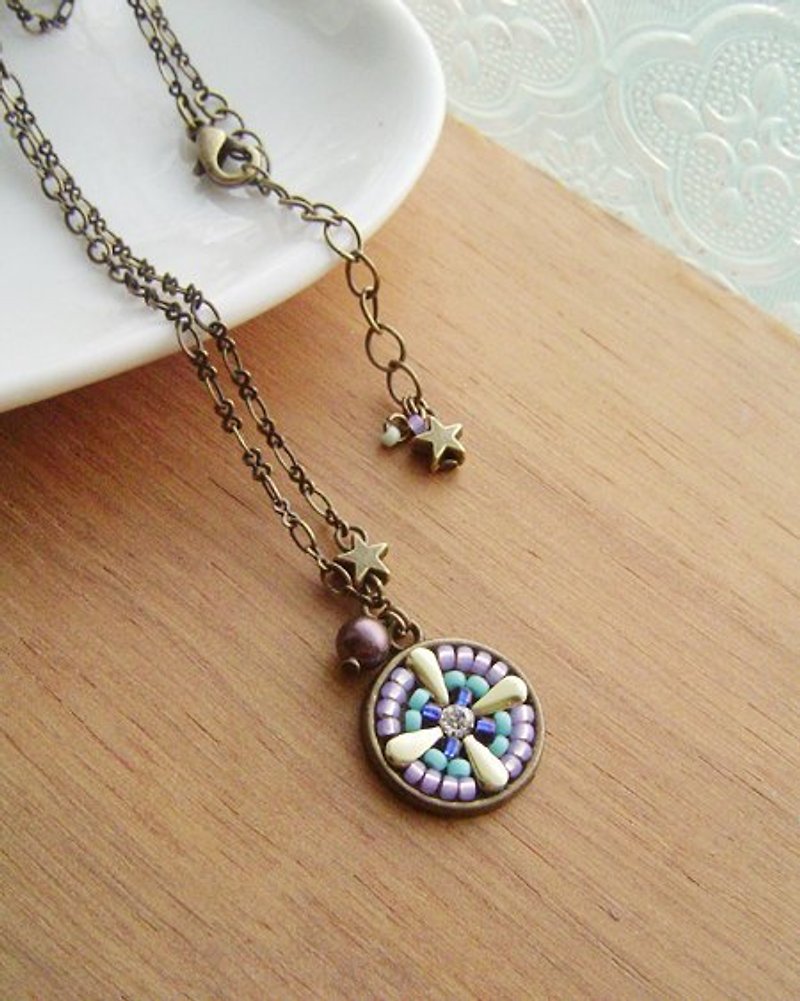 Mother's Day gift / small tiles :: :: Mosaic * Astor Leah (Astraea). Short necklace (purple). Collage. Cross. Light. Contrast. Star - สร้อยคอ - โลหะ หลากหลายสี