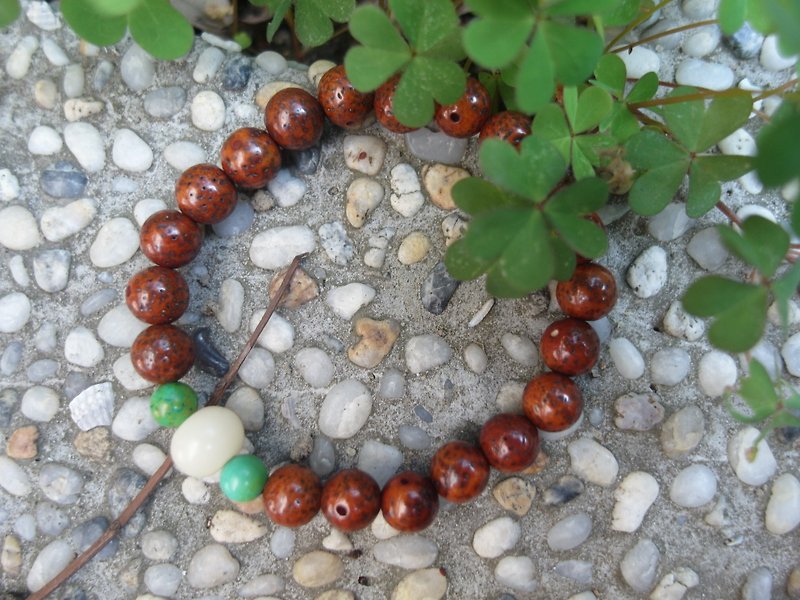 Suddenly "Bracelet Series" Red Star and Moon Bodhi-Serenity - สร้อยข้อมือ - พืช/ดอกไม้ สีแดง
