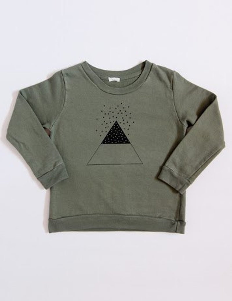 绿色三角形上衣