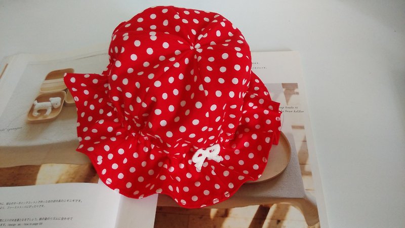 紅底白點點週歲生日禮物 嬰兒帽 寶寶帽 - 圍兜/口水巾 - 其他材質 紅色