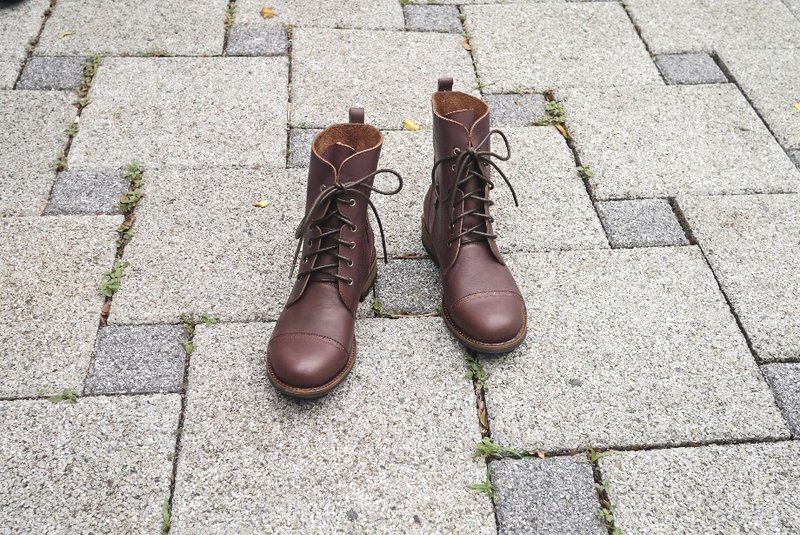 【女孩們的探險】兩穿式手工短靴-古董咖 - Women's Casual Shoes - Other Materials Brown