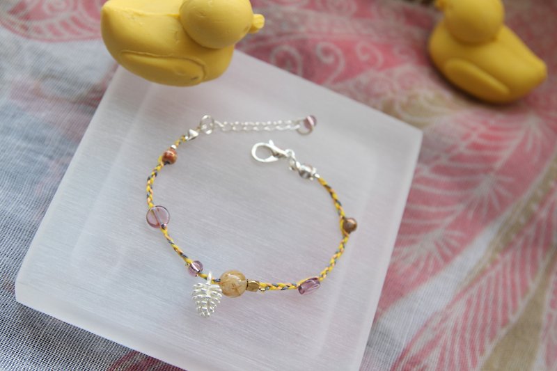 KNIT WITH LOVE French antique line gold crystal with silver small pine cone bracelet - Bracelets - Other Materials Gold