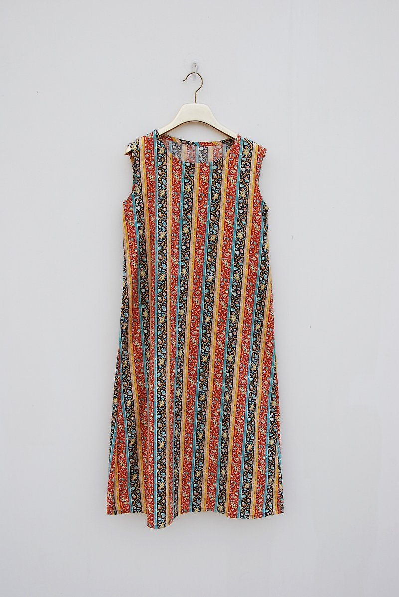 Vintage dress pattern - ชุดเดรส - วัสดุอื่นๆ 