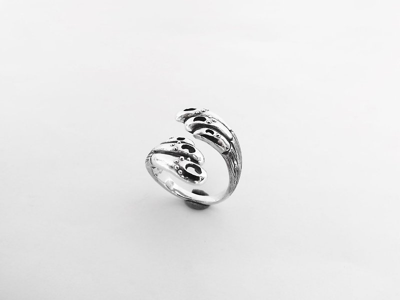 Wings of freedom (925 sterling silver ring) - C percent handmade jewelry - แหวนทั่วไป - เงินแท้ สีเงิน