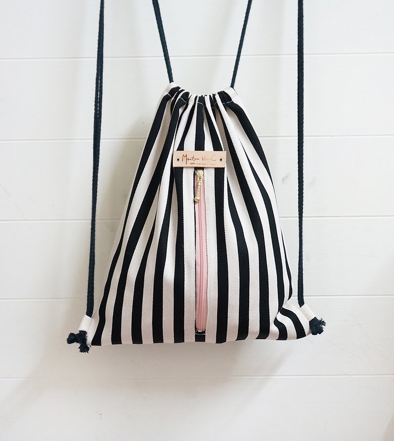 隨身小版束口包 | 黑白線條小粉紅 - Drawstring Bags - Other Materials Black