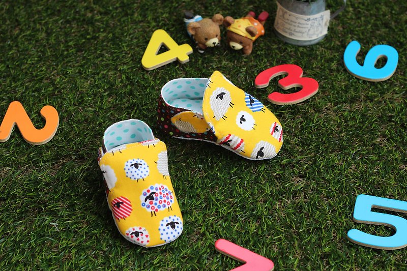 Yellow sheep - Kids' Shoes - Other Materials Yellow