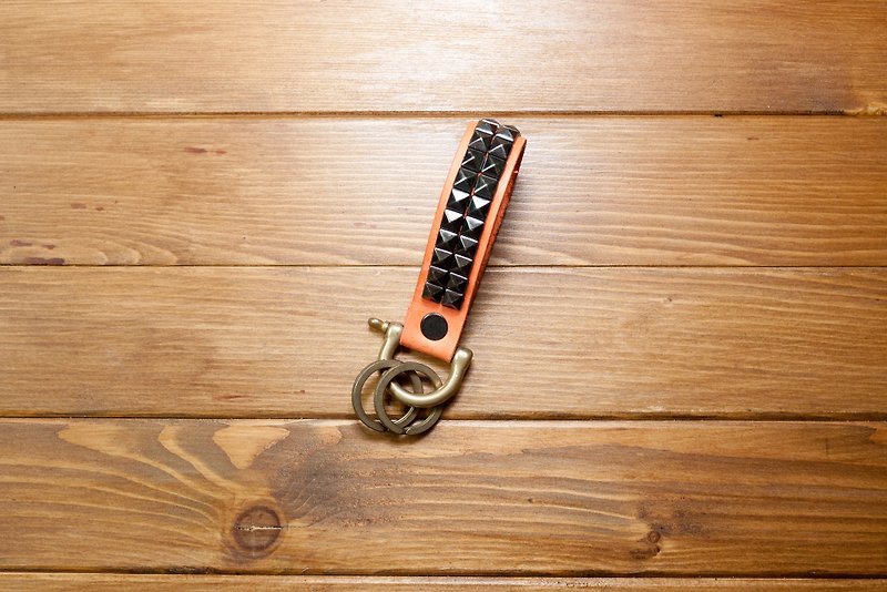 Dreamstation leather Pao Institute, copper rivets key ring! - Keychains - Genuine Leather Orange