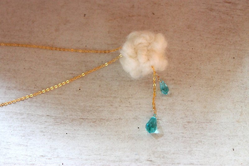 Turkish blue cloud raindrop necklace - Necklaces - Wool Blue