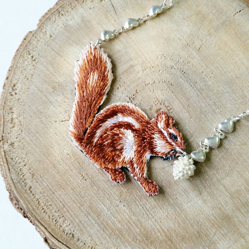 Squirrel embroidery Silver plated necklace clavicle - Necklaces - Thread Brown