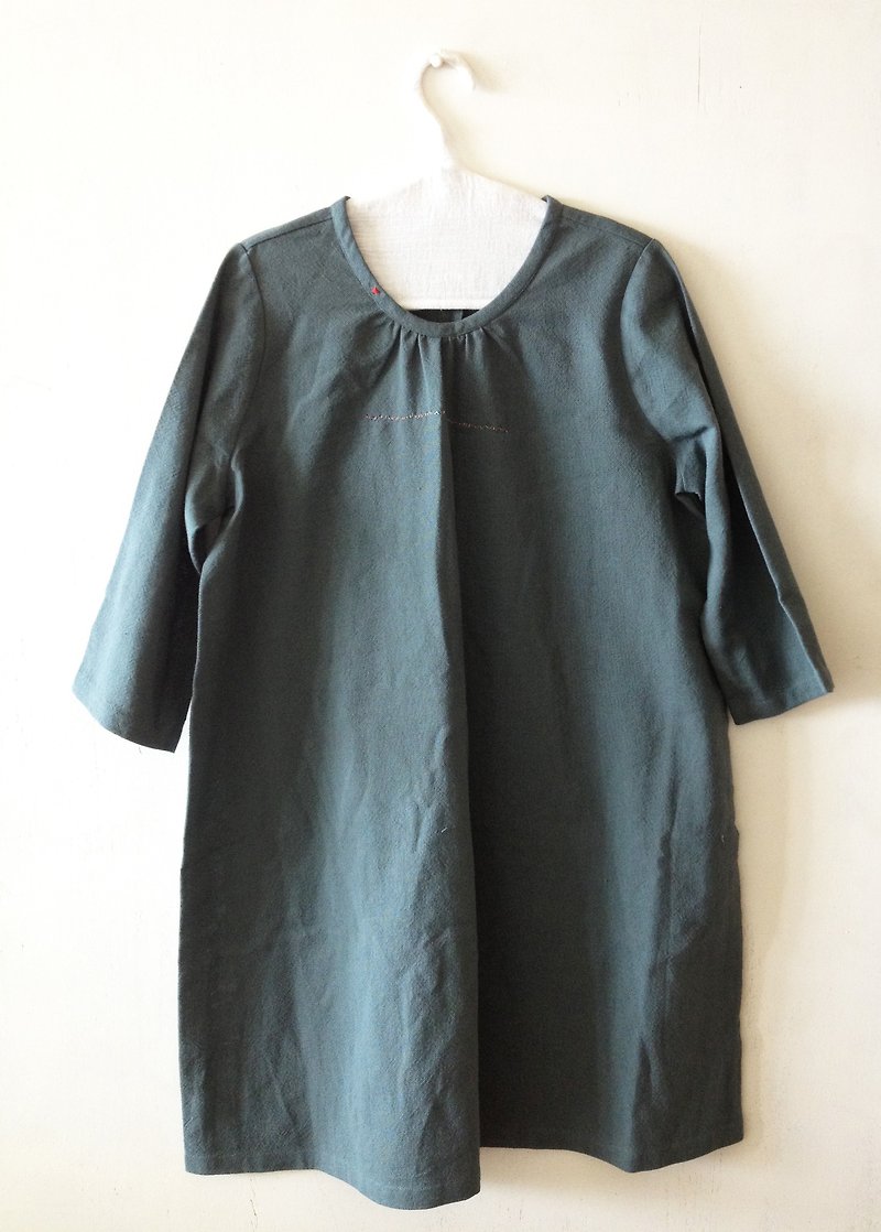 Sleeve gown - knitting season - One Piece Dresses - Other Materials 