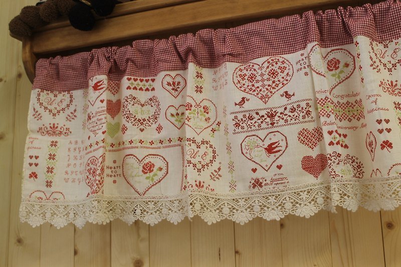 Oleta hand for groceries ╭ * [red cell loving stitch short curtain] Japanese zakka rustic style - Items for Display - Cotton & Hemp Red