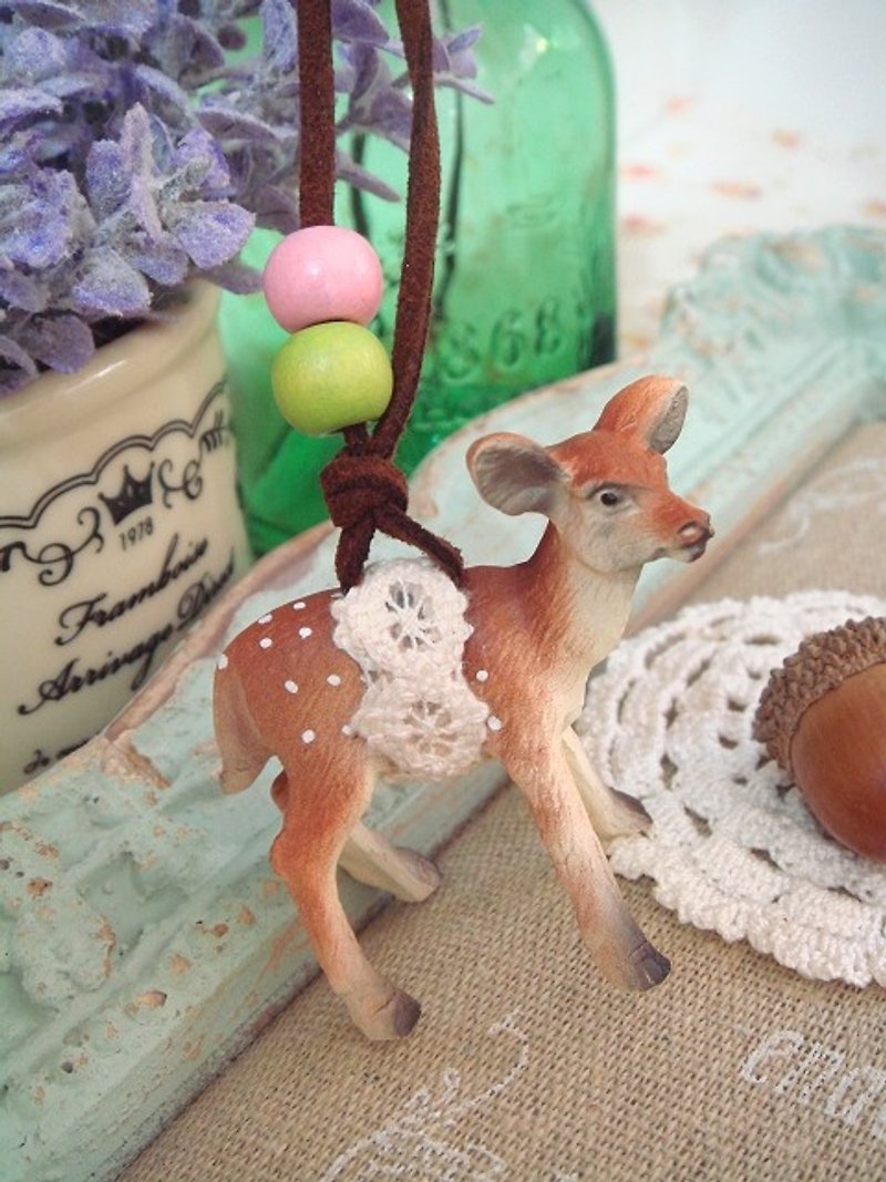 Garohands Dream Forest Day Miscellaneous Cute Fawn Bambi Hand Feeling Medium-Long Chain*Dark Pink & Grass Green A244 Forest Gift - สร้อยคอ - วัสดุอื่นๆ หลากหลายสี