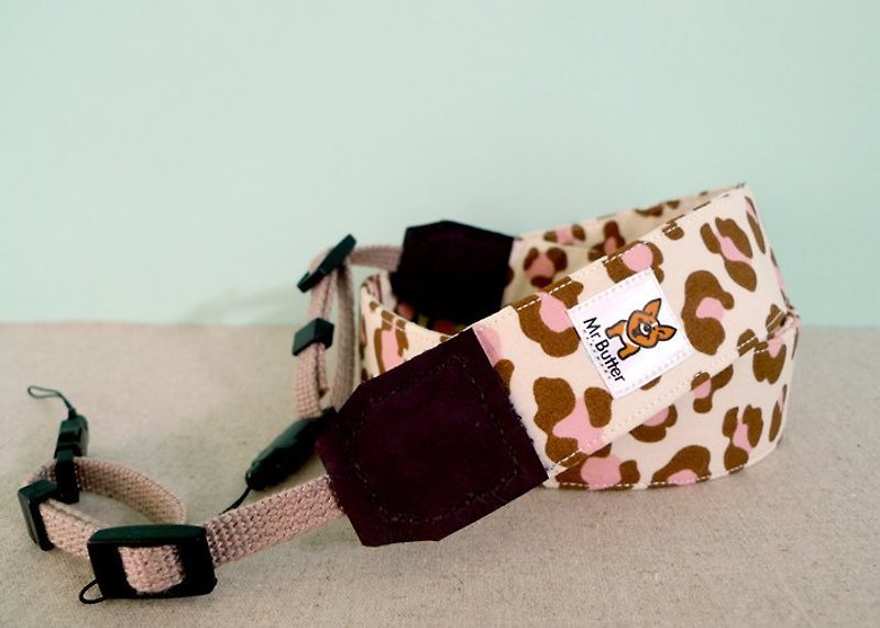 Camera strap. Hand-made Leopard sweet cotton - Camera Straps & Stands - Other Materials Pink