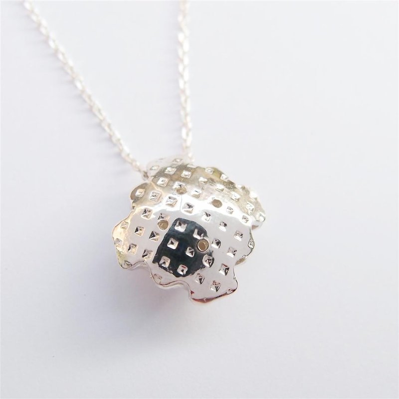 Plaid biscuit---925 sterling silver necklace - สร้อยคอ - โลหะ 