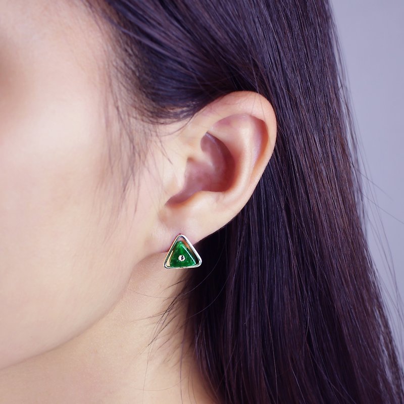 純銀翠綠玉石三角耳環 Lentille Triangle - 耳環/耳夾 - 純銀 綠色