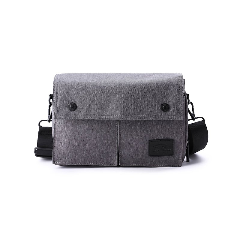 Wander Lightweight Backpack Bike Bag (Grey) - กระเป๋าแมสเซนเจอร์ - วัสดุอื่นๆ สีเทา