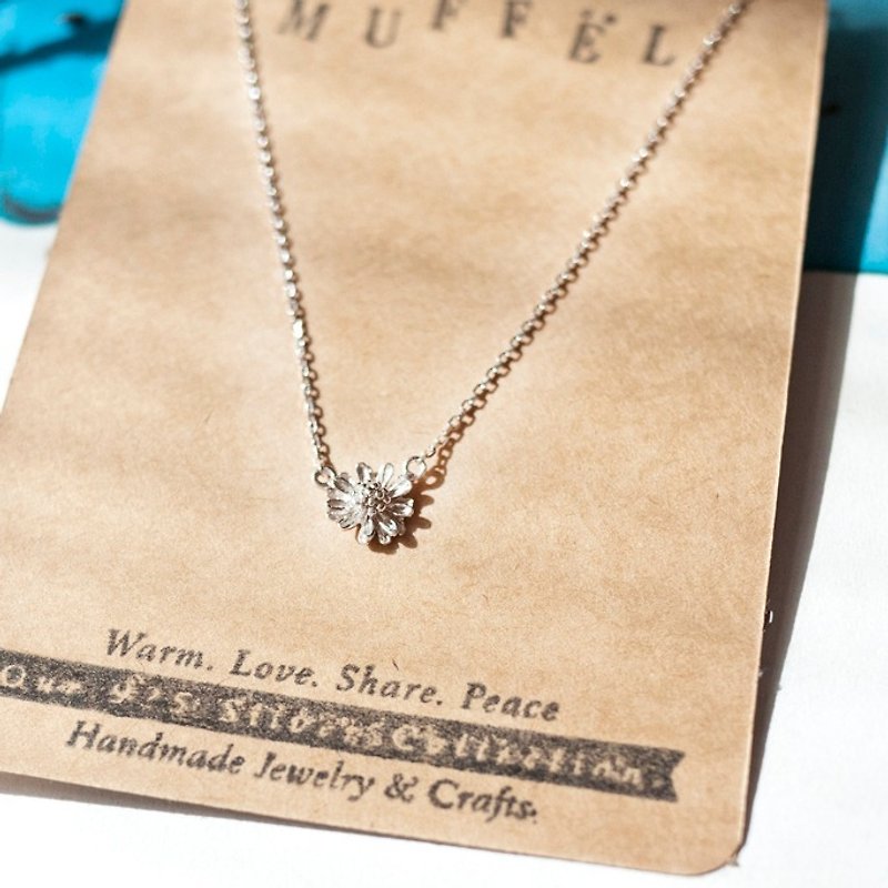 MUFFëL 925 Silver Sterling Silver Series-Fresh Little Daisy Clavicle Necklace - สร้อยติดคอ - เงินแท้ สีเทา
