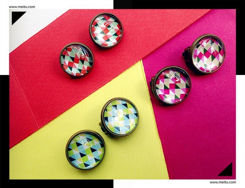 【Funky】繽紛三角耳針 - Earrings & Clip-ons - Other Metals Multicolor