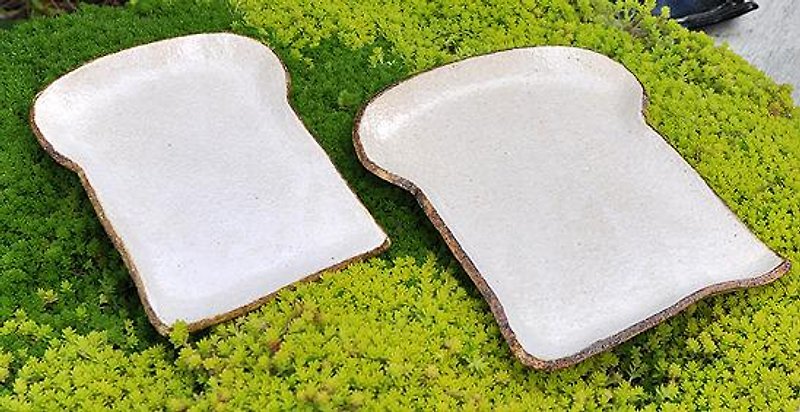 吐司陶製蛋糕盤「Air」 - 小碟/醬油碟 - 其他材質 白色