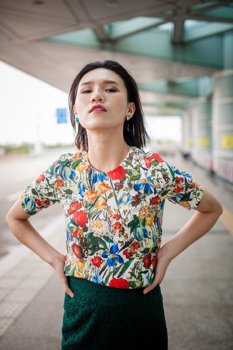 Loren 絲質印花上衣 - 女上衣/長袖上衣 - 絲．絹 多色
