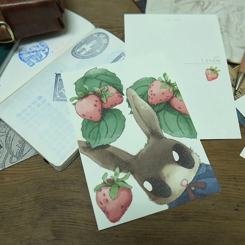 Lovey leather Accessories / strawberry forest Dodge rabbit treasure - Japanese watercolor illustration drawing fairy forest wind grocery postcard - การ์ด/โปสการ์ด - กระดาษ หลากหลายสี