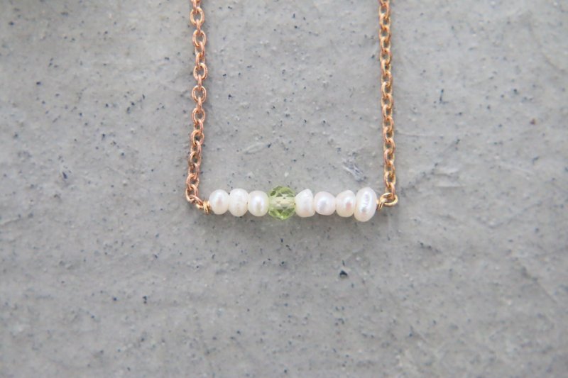 Pearl peridot 0123 small bunch - Bracelets - Gemstone Green
