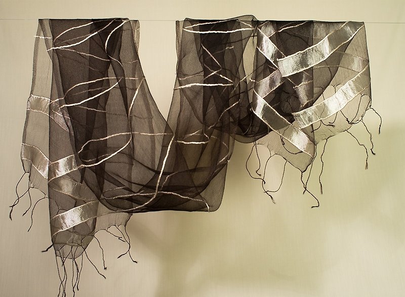 Water chestnut vegetable dyes silk scarves cotton modeling - Scarves - Silk 