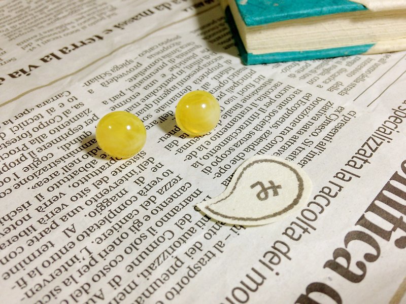 【Earrings】Miss Ningzi’s Secret*Can be changed to clip style - Earrings & Clip-ons - Plastic Yellow