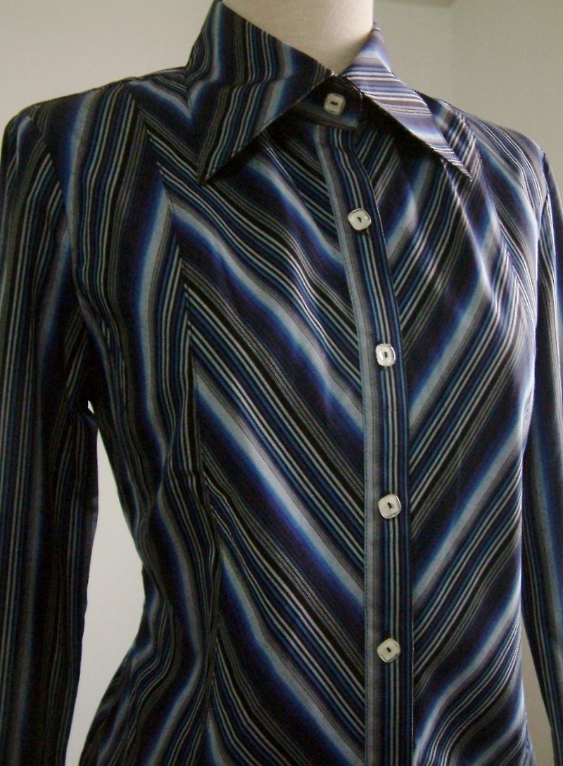 Striped Long Sleeve Shirt-Blue Stripes - เสื้อเชิ้ตผู้หญิง - วัสดุอื่นๆ สีน้ำเงิน