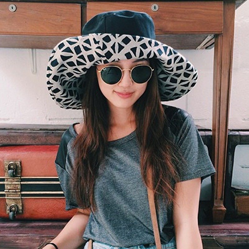 ATIPA หมวกวินเทจปีกกว้างใส่ง่ายกับทุก Outfit ใส่ได้ทั้งสองด้าน (Sun UV Protection) - หมวก - กระดาษ สีดำ