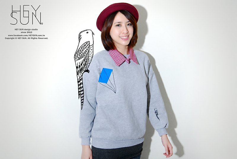 [M0290] HEY SUN independent hand-made brand ‧ deconstruction cubic parrot pounds thick collar hit the color red bristles TEE / last one sold out of print - Women's T-Shirts - Cotton & Hemp Gray
