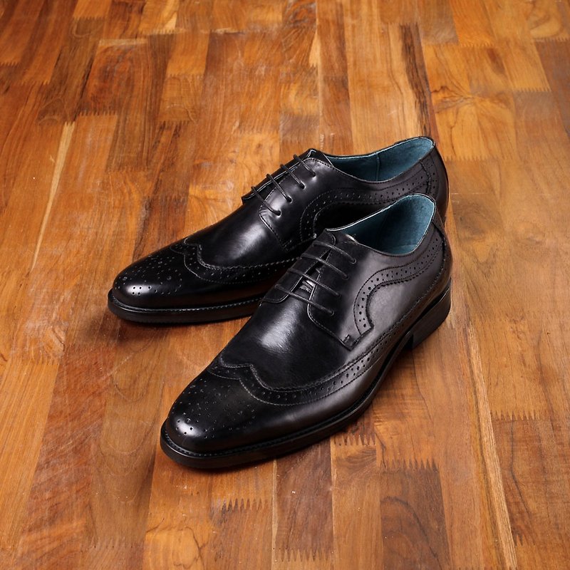 Vanger Elegance Beauty ‧Ya Ya wing pattern full carved Derby shoes Va194 black - Men's Casual Shoes - Genuine Leather Black
