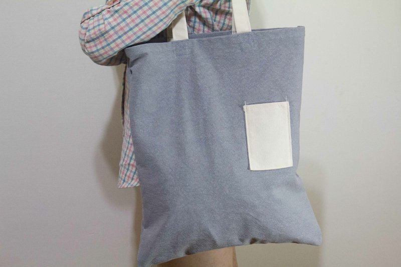 襯衫手提袋 (水洗灰佐白) - Messenger Bags & Sling Bags - Other Materials Gray