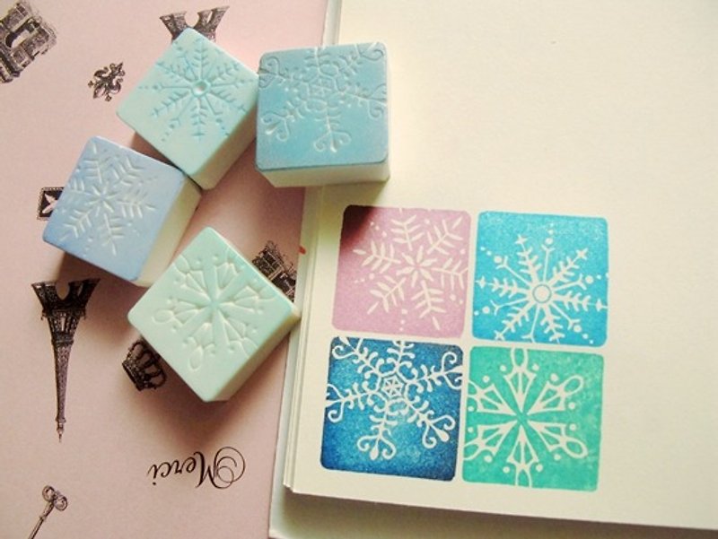 Apu手工章 精美陰刻雪花小方印章組 4枚裝 圣诞 冬季适用 - 印章/印台 - 橡膠 