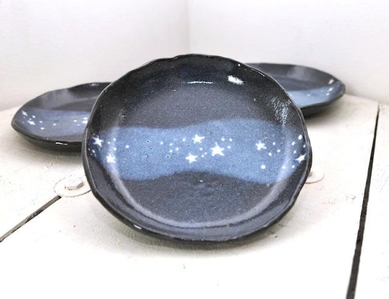 星空模樣義大利麵陶盤 2014 SUMMER　直徑21cm - 花瓶/陶器 - 其他材質 藍色
