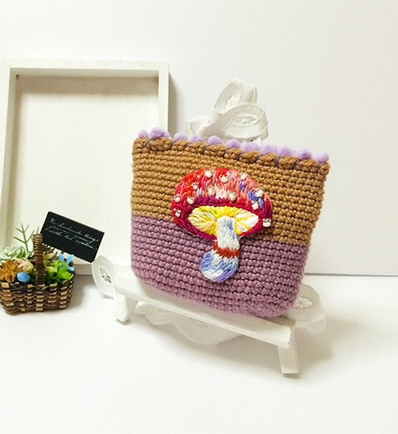 Wool mushrooms small purse - caramel x Purple - กระเป๋าใส่เหรียญ - วัสดุอื่นๆ สีม่วง