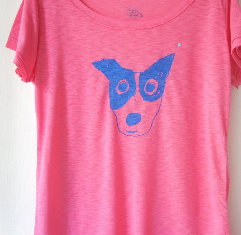 Pink tan shirt t-shirt * with you up the mountain sea / creek, river, sea / i love panda / - เสื้อยืดผู้หญิง - ผ้าฝ้าย/ผ้าลินิน สีแดง