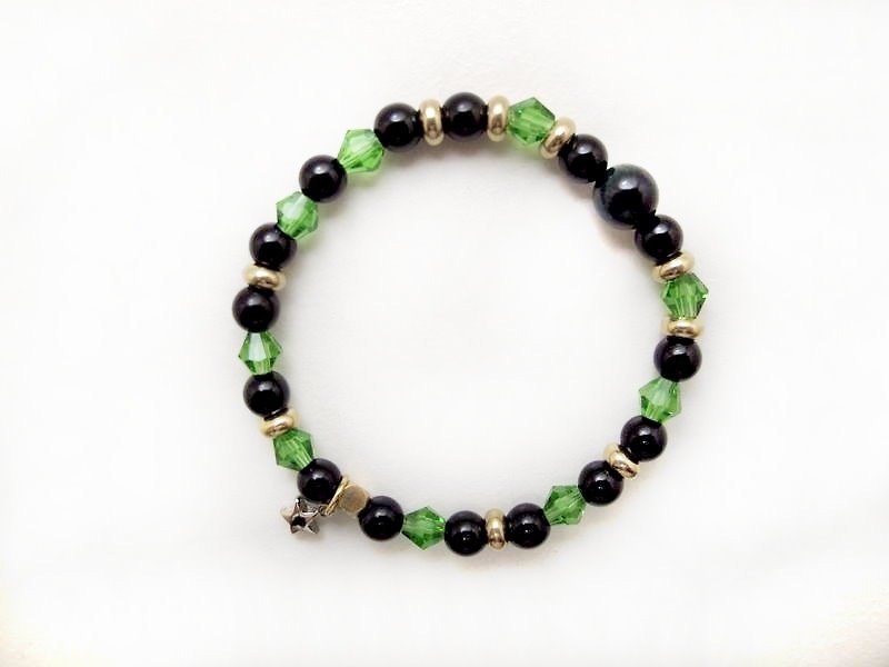 Sometimes Blue and Sometimes Green Reggae Swarovski Black Onyx Bronze Bracelet - สร้อยข้อมือ - วัสดุอื่นๆ สีเขียว