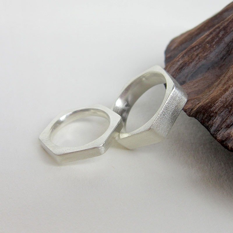 Hexagon Hexagon Geometric Nut Frosted Ring 925 Silver Original Handmade Custom Ring - แหวนทั่วไป - เงินแท้ สีเงิน