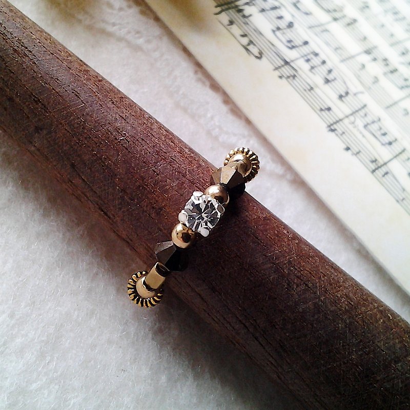 EF NO.33 brass ring golden years golden diamond - แหวนทั่วไป - วัสดุอื่นๆ สีทอง