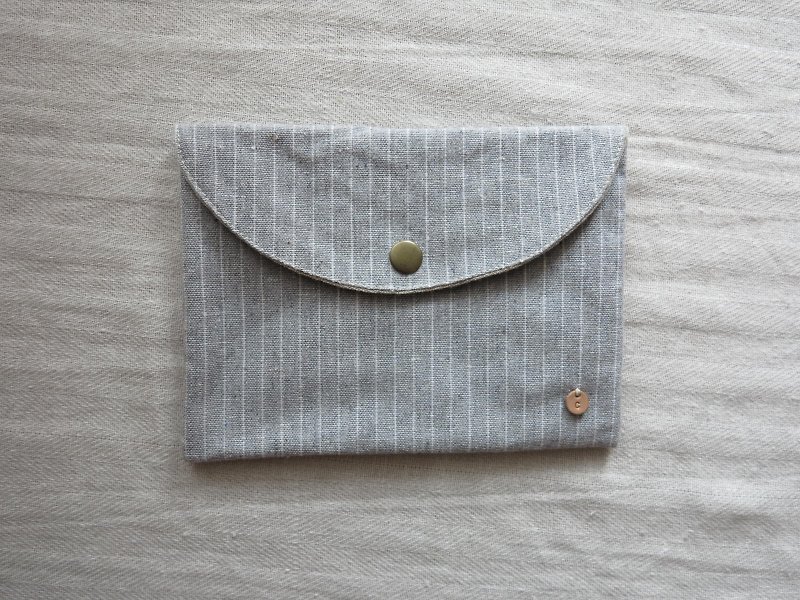 不害羞衛生棉小袋 (灰底細白條紋) - 化妝包/收納袋 - 其他材質 卡其色