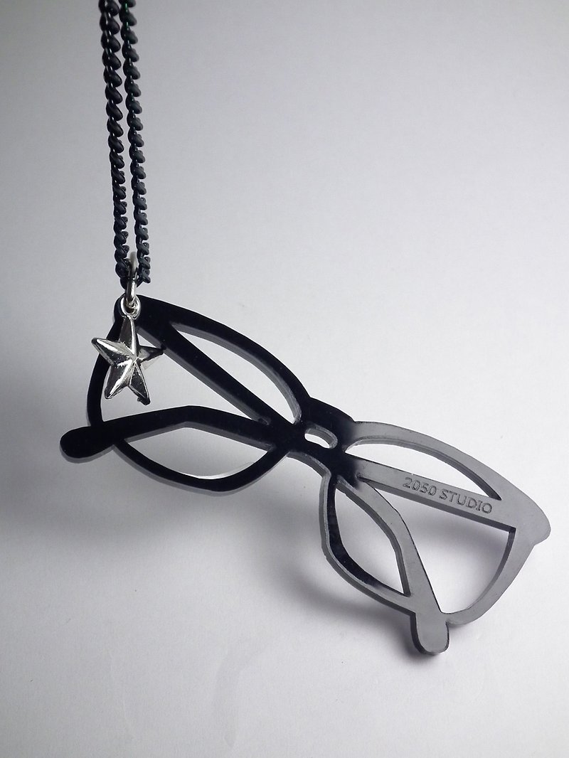 Lectra Duck▲Old glasses▲Necklace/key ring - สร้อยคอ - พลาสติก สีดำ