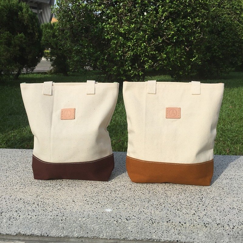Carrying a canvas bag-(left) deep coffee - Handbags & Totes - Other Materials Brown
