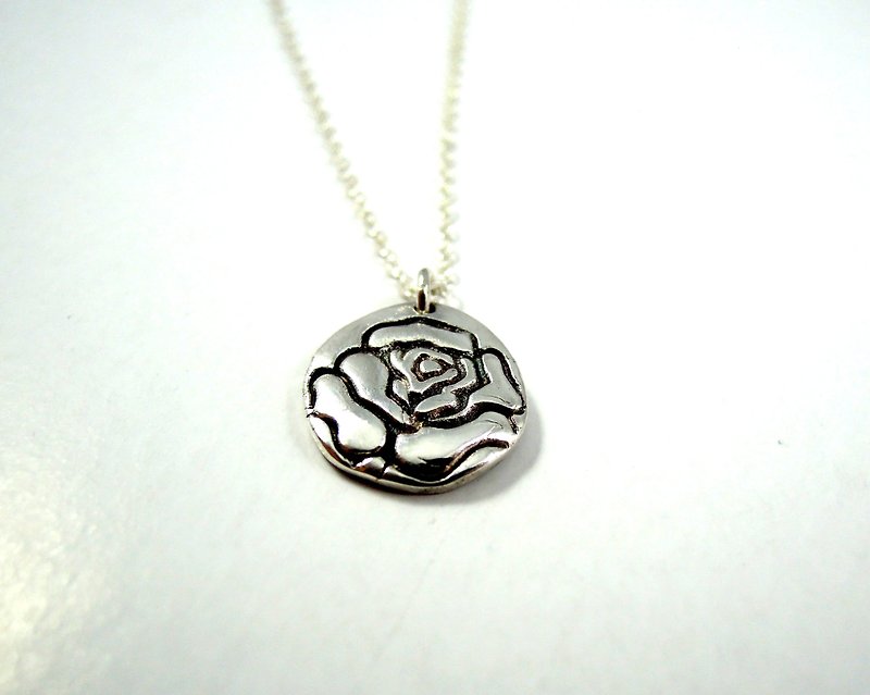 Rose Sterling Silver Necklace / Clavicle Chain / Gift / Anniversary / Valentine's Day - สร้อยคอทรง Collar - โลหะ ขาว