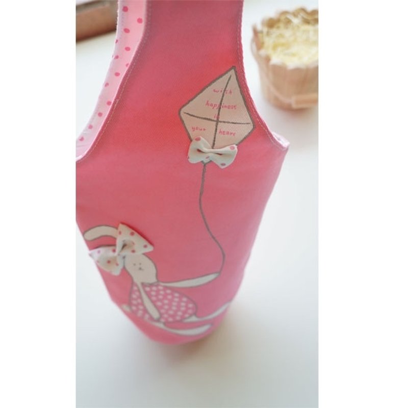 Hand-painted kite flying bunnies warm water bottle holder / accompanying cup bags - Beverage Holders & Bags - Other Materials Pink